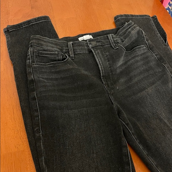 Good American Black Skinny Jeans 6/28 - Picture 9 of 12